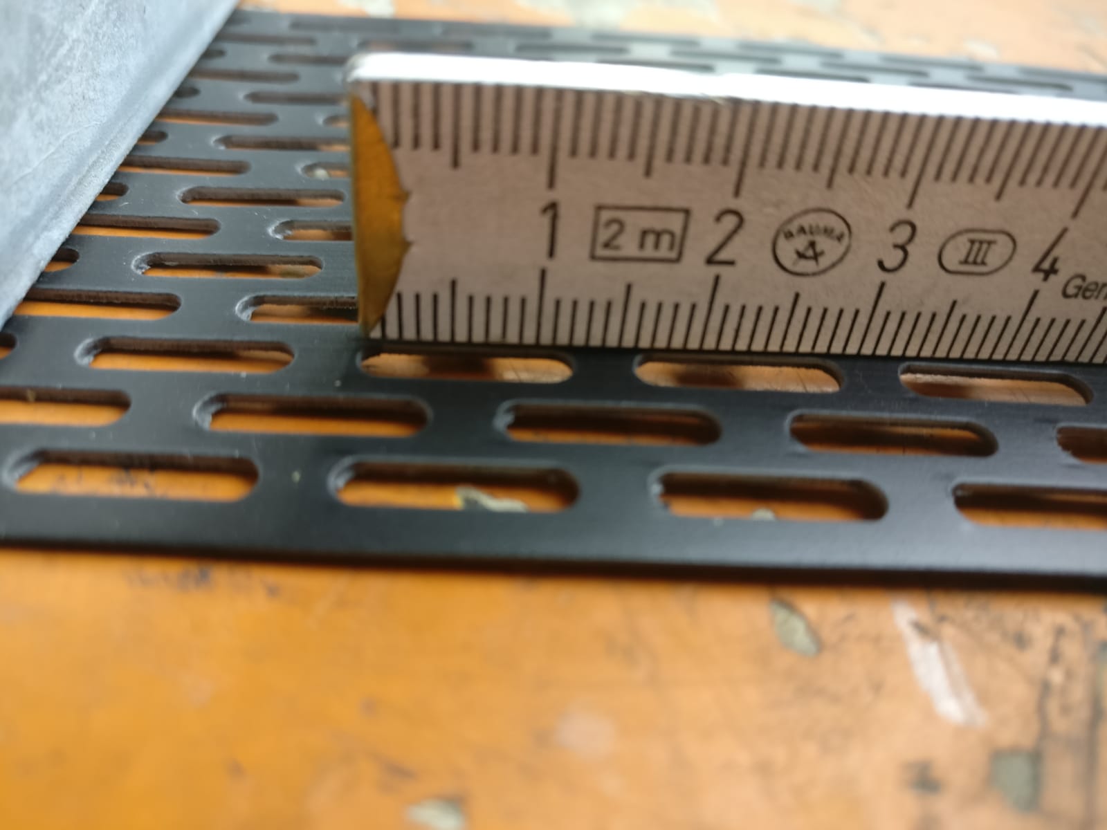 Vogelschutzgitter / Lüftungsgitter 80mm
