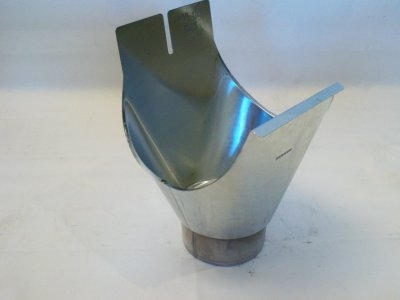 Einhangstutzen / halbrund aus Titanzink